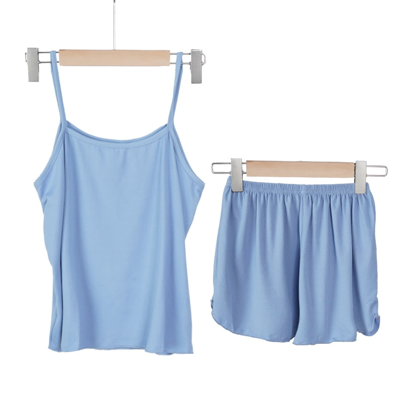 Sleepwear Set - Stylish Tank Top and Shorts for Women